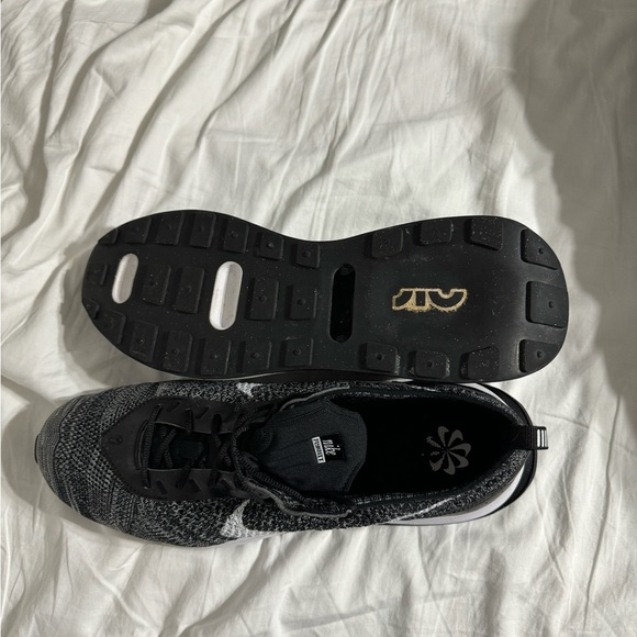 Nike Air Max Flyknit Racer PreOwned size 13​ - Picture 9 of 9